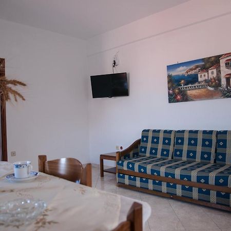 Maxis Apartment 2 Koroni  Bagian luar foto